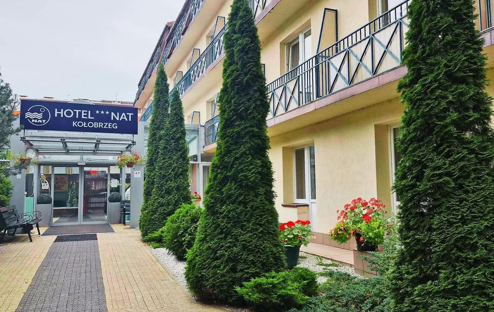 Hotel *** Nat Kolobrzeg contacts
